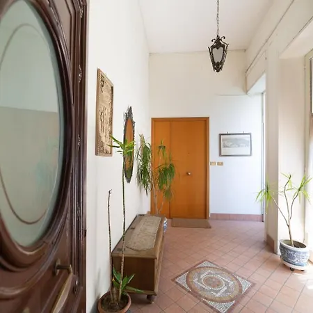 Apartment The Port'alba By Houseinnaples